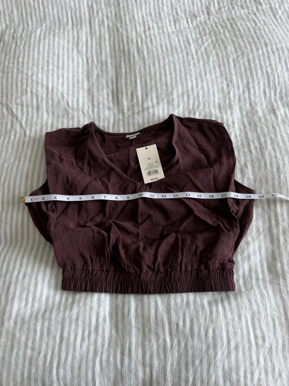 NWT A New Day Purple Cropped V Neck Top - Picture 3 of 5